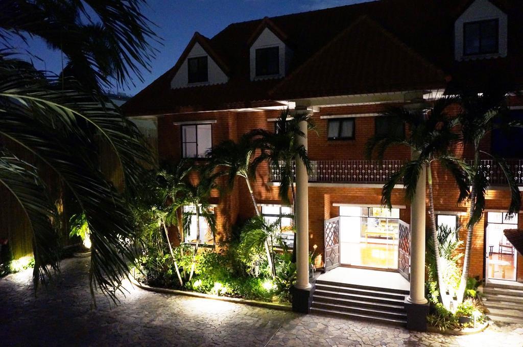 The Twelve Hotel Bangkok