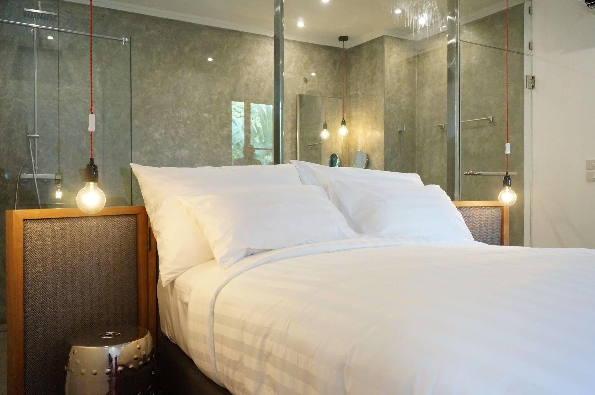 The Twelve Hotel 4* Bangkok